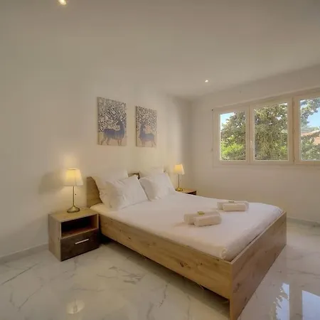 Immogroom - Ac - 1 Bedroom - Balcony - Renovated Cannes Buitenkant foto